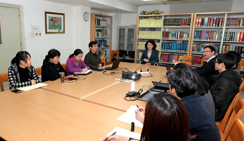 ͼΪ������ϯ����Ϣ���Ĺ�����Ա��̸